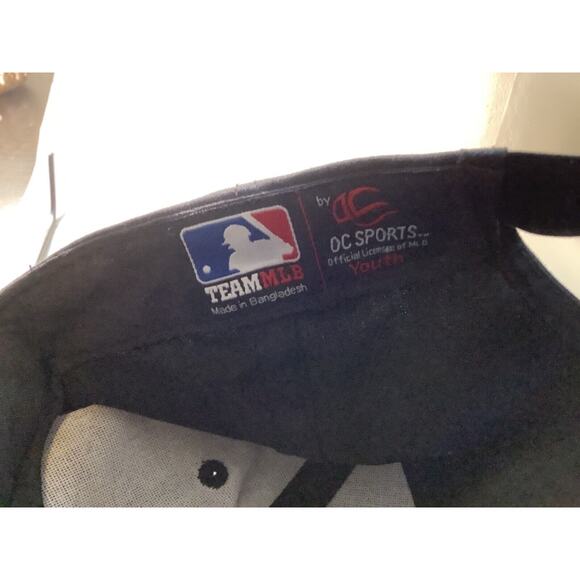 M.L.B. CHICAGO WHITE SOX Hat Cap Youth Size Strapback - Picture 6 of 6